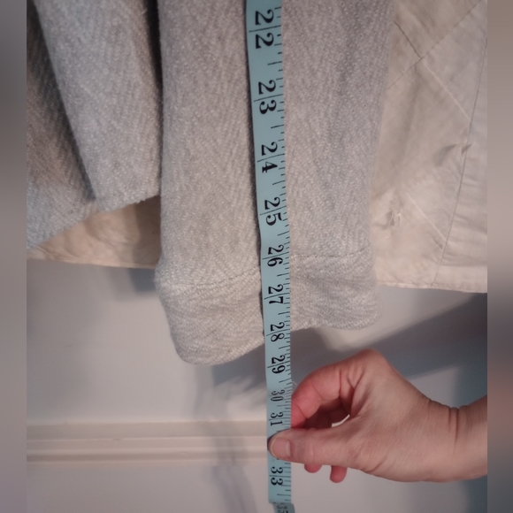 Mutual Weave knit button-down shirt/jacket - Picture 3 of 5